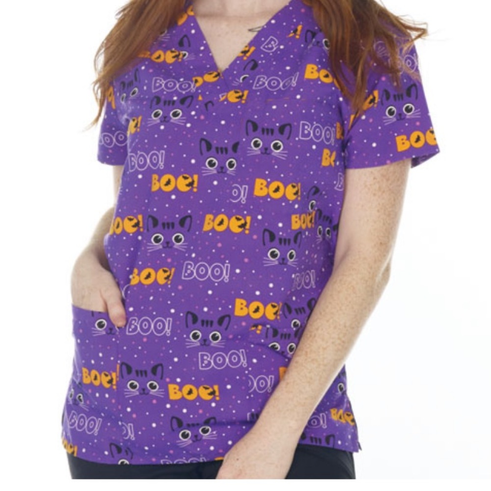NWT Women’s Large Boo Halloween I Love Scrubs Scrub Top